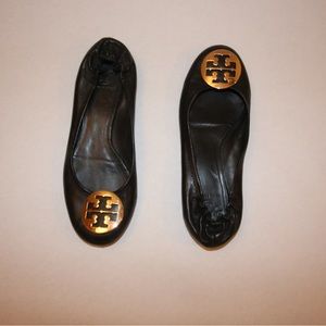 Tory Burch authentic, classic black flats size 9